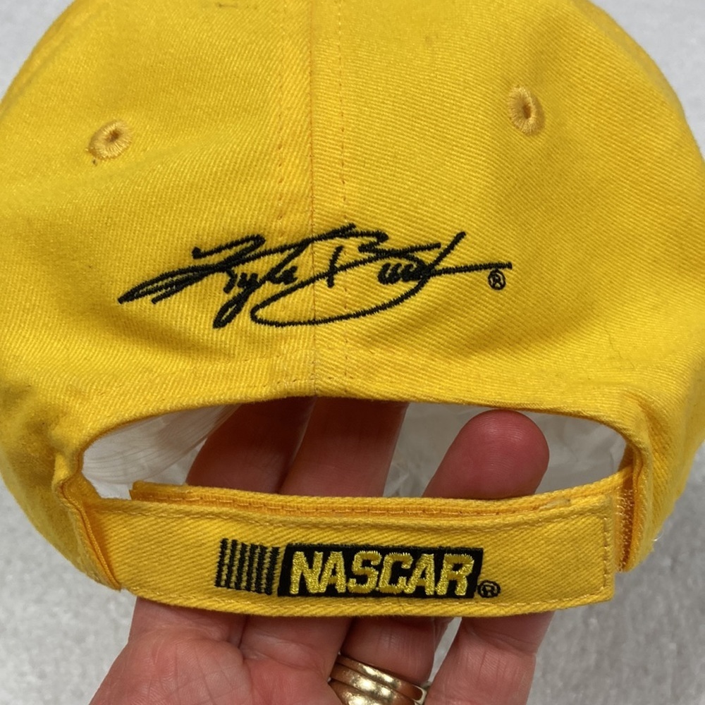 kyle busch m & m hat official pit cap 2010 nascar Joe Gibbs racing - Picture 5 of 8